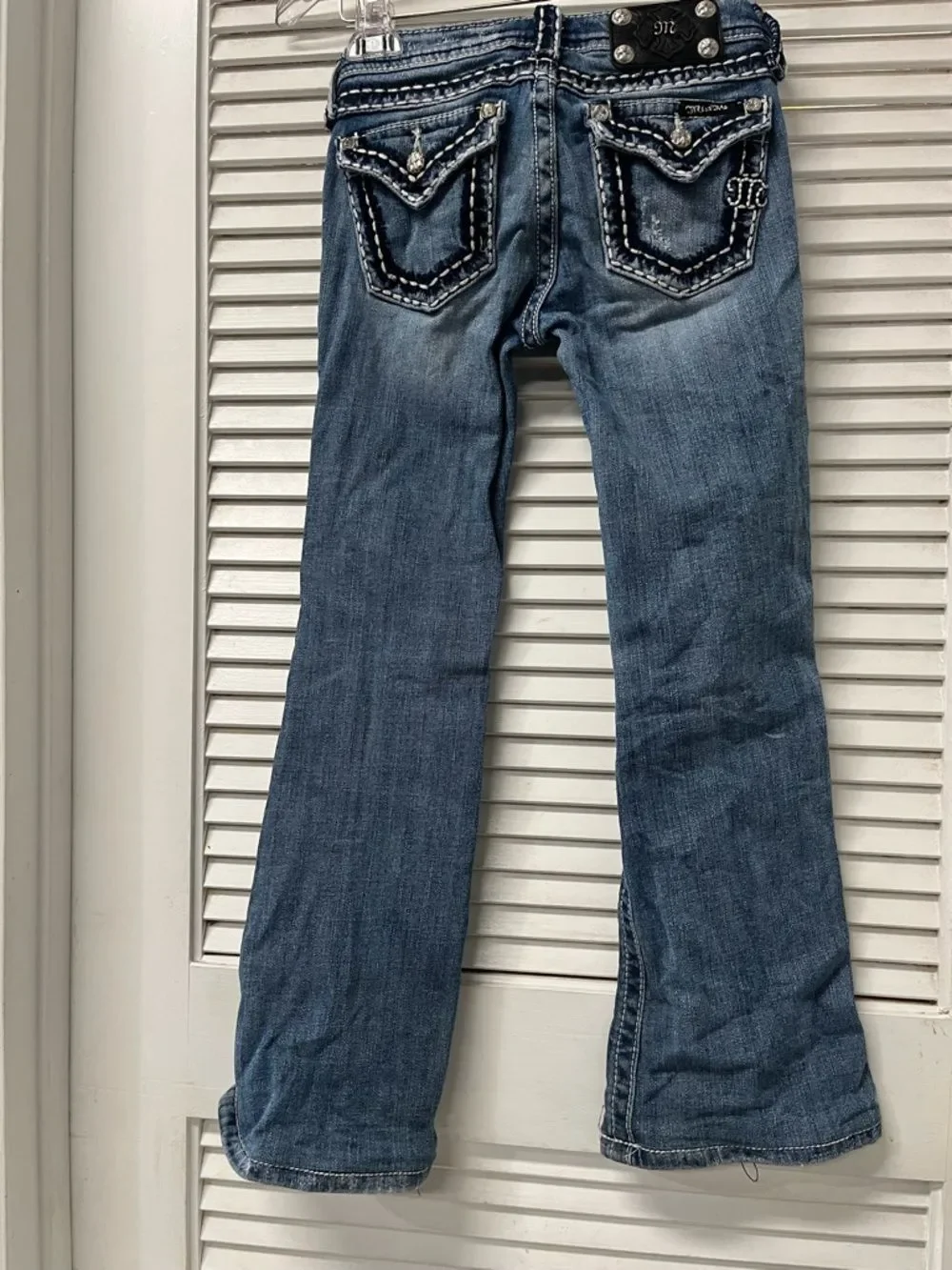 Miss Me Distressed Flare Jeans in Faded Blue✨